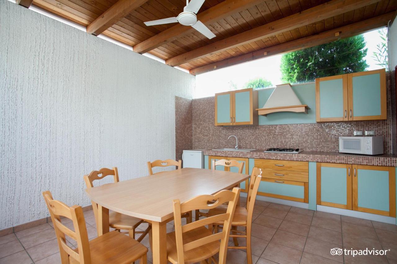 Villaggio Albatros Resort レージナ エクステリア 写真