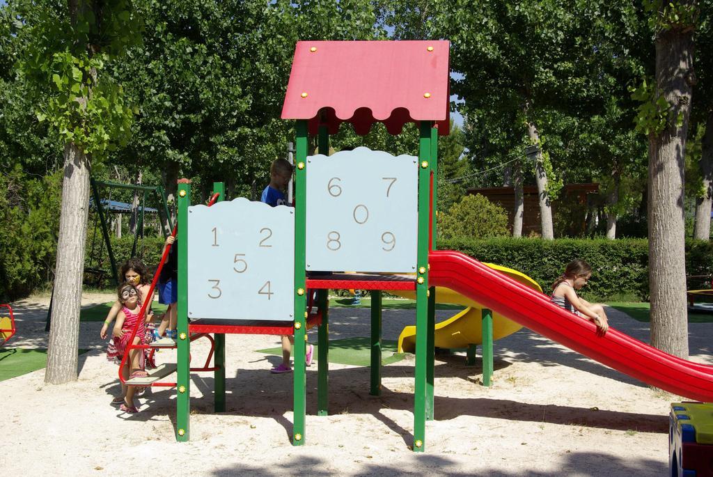 Villaggio Albatros Resort レージナ エクステリア 写真
