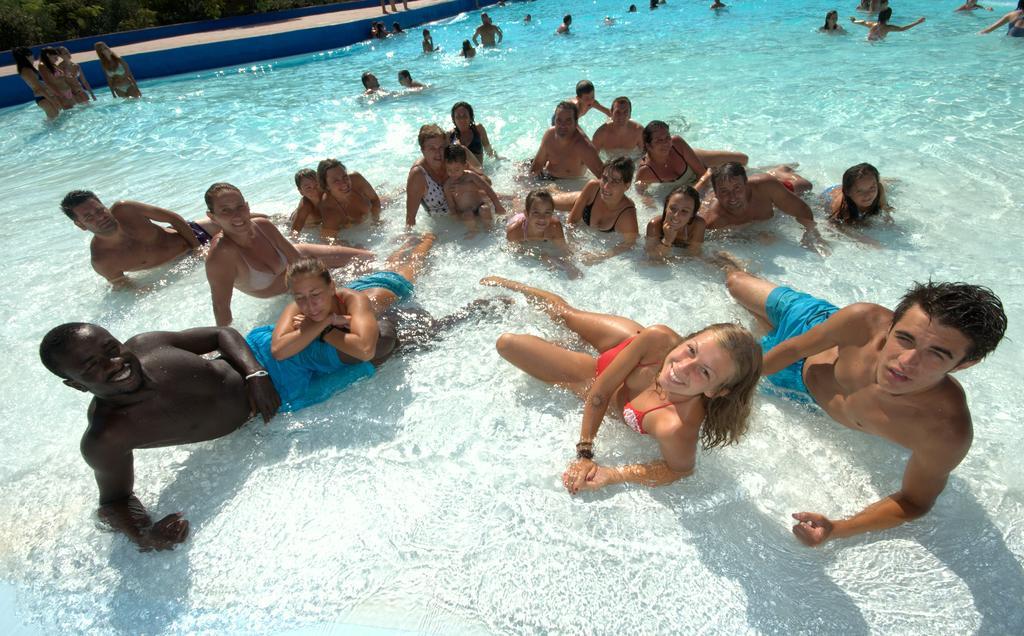Villaggio Albatros Resort レージナ エクステリア 写真