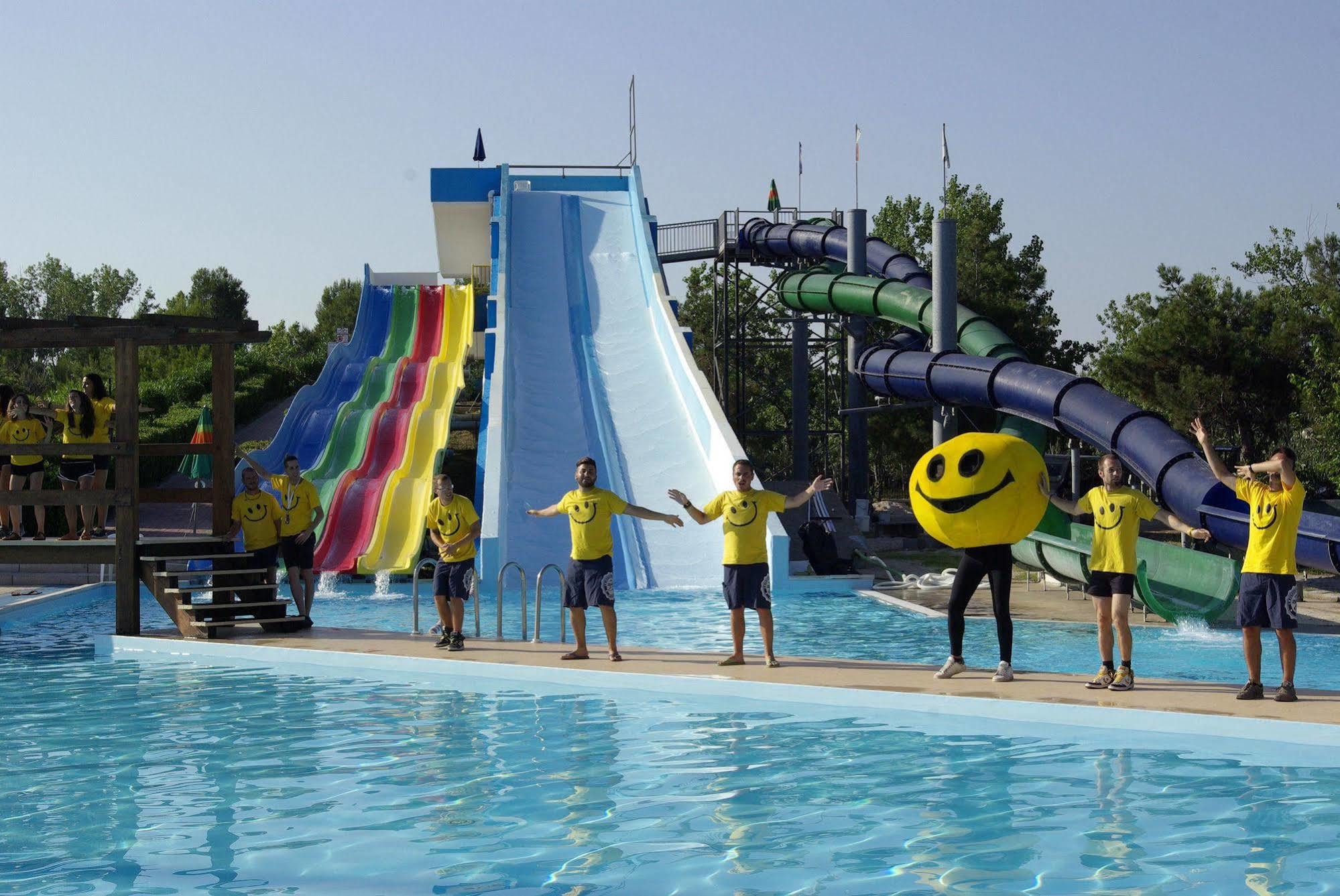 Villaggio Albatros Resort レージナ エクステリア 写真